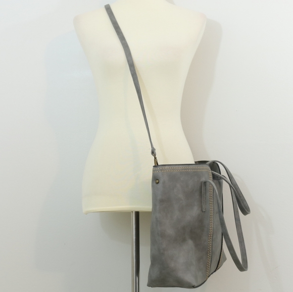 Xishangliangpin Vegan Leather Crossbody Tote Bag - Picture 3 of 8
